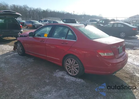 2009 Mercedes-Benz C 300 Luxury/Sport из США, поврежденный, VIN WDDGF54X19R070381